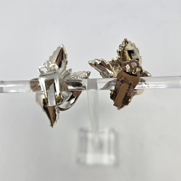 VINTAGE FLORENZA SILVER AB RED CRYSYAL FLOWER EARRINGS CLIP ON FASHION JEWELRY - Picture 2 of 13